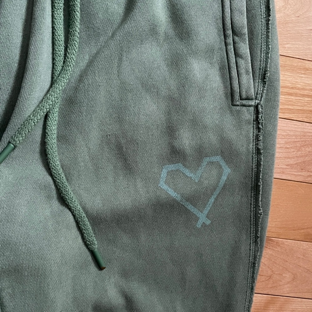 Size M Aerie Olive Joggers with Heart on Leg - Picture 8 of 8
